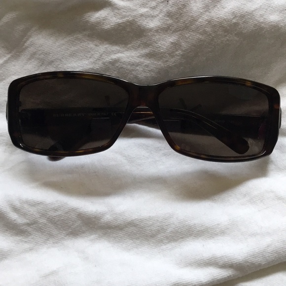 Burberry Sunglasses - Picture 1 of 6